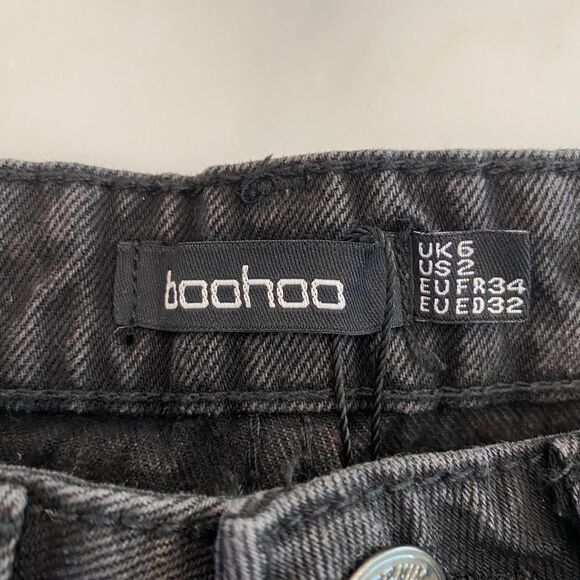 NWT Boohoo Black Denim Elastic Cuff Jogger Jeans, Size 2 - Picture 9 of 12